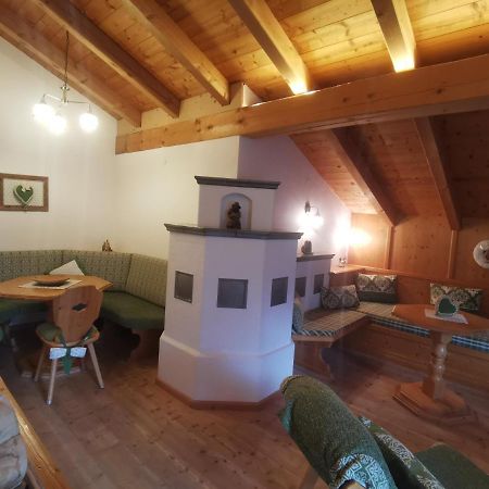 Schlosserhof Telfes im Stubai Exterior foto