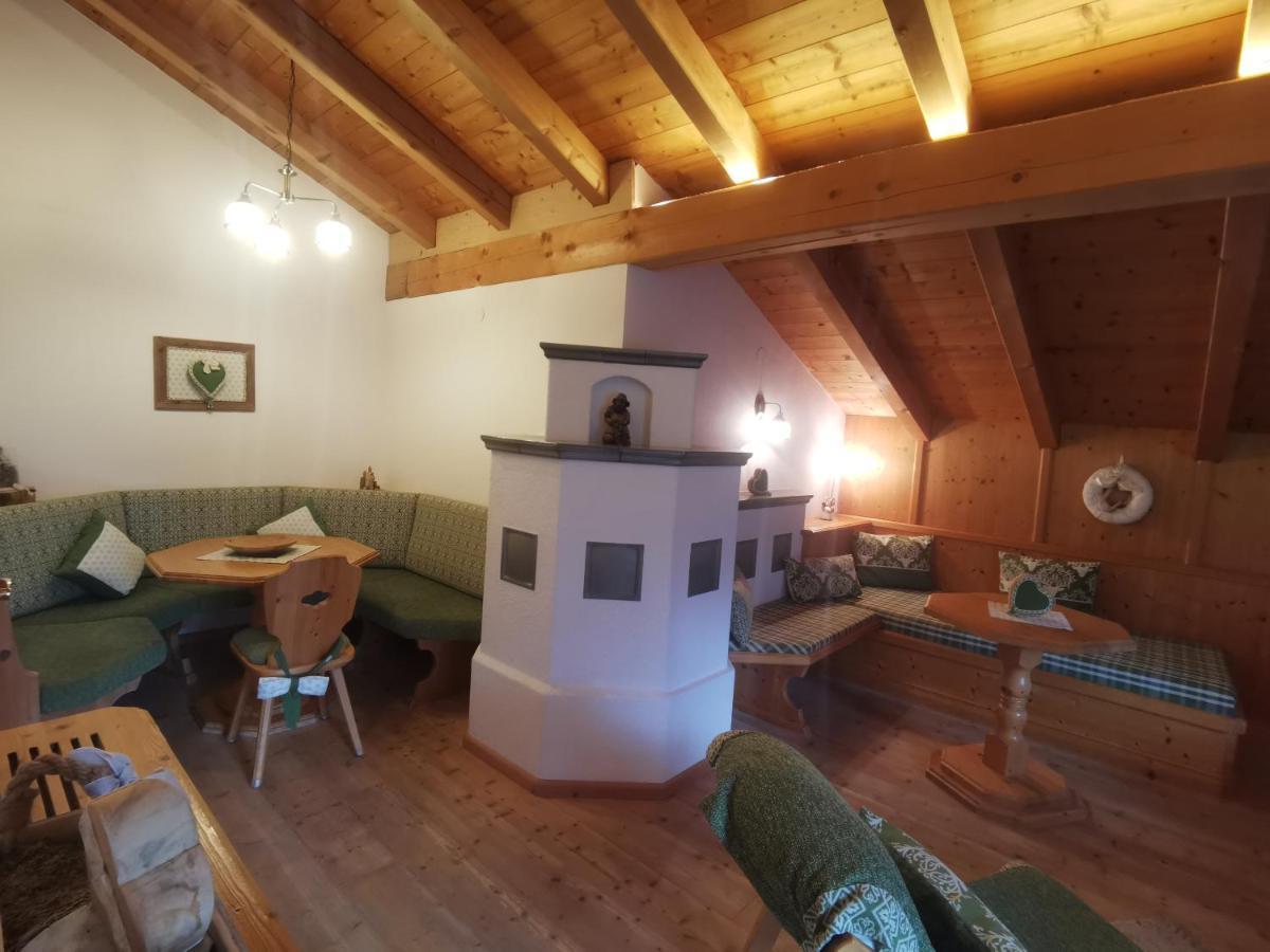 Schlosserhof Telfes im Stubai Exterior foto